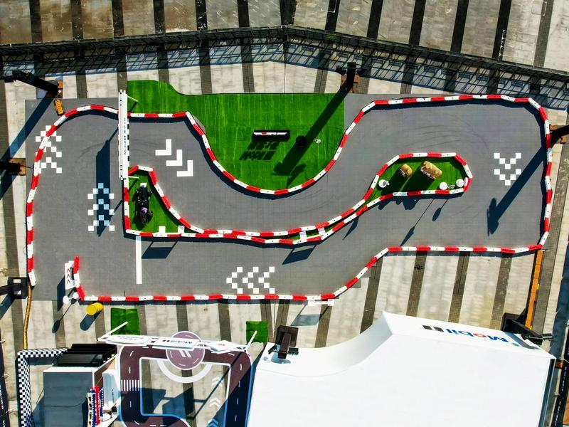 上海F1嘉年华成人卡丁车赛道拼装运动地板工程